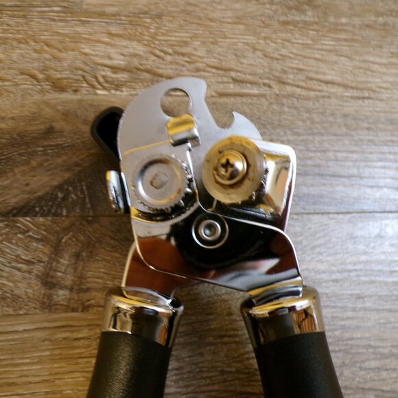 FARBERWARE Lot of 2: Can Opener & 1-1/4" Baller w/Black Handles & Chrome - Picture 11 of 12